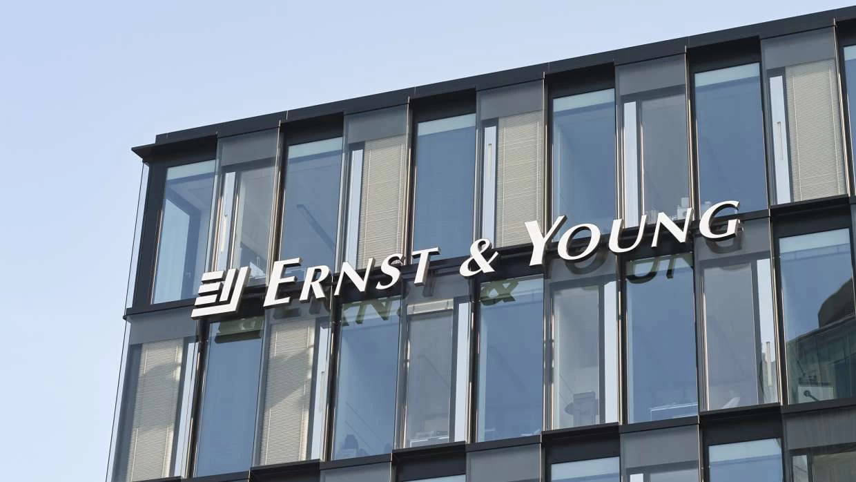 Η Ernst & Young επέλεξε την Ελλάδα για τη δημιουργία ενός μοναδικού Κέντρου Αριστείας στην Τεχνητή Νοημοσύνη